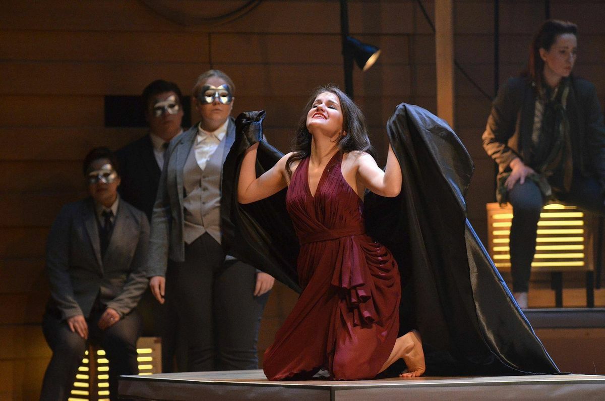 Irina Medvedeva (Nicola Betts)